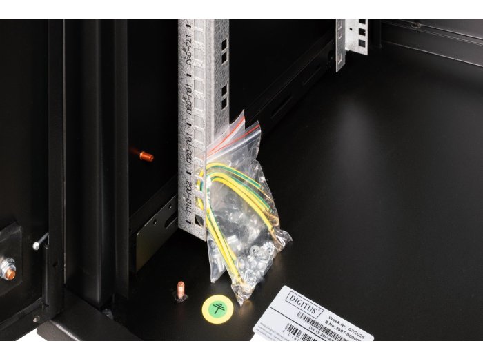 Digitus Szafa sieciowa wisząca Unique 19" 20U rack 600x600, drzwi szyba, czarny, niedzielona, złożona, 100kg