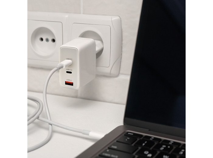 Qoltec Ładowarka sieciowa 100W GaN | 5-20V | 1.5-5A | 2 x USB-C PD | 1 x USB QC 3.0 | Biała