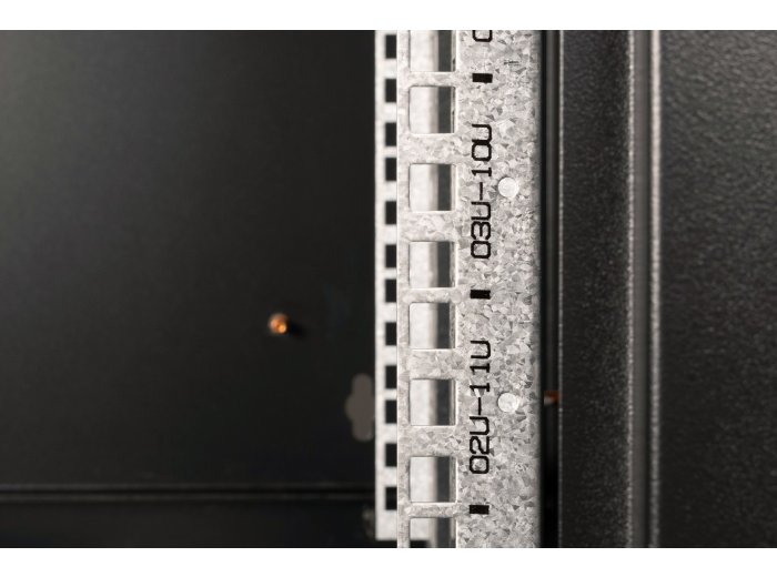 Szafa sieciowa wisząca Unique 19" 12U rack 600x450, drzwi szyba, czarny, niedzielona, złożona, 100kg