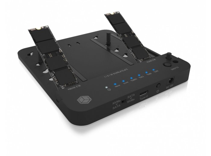 Stacja dokująca/klonująca IB-2915MSCL-C31 M.2 dla M.2 0NVMe i SATA 2,5/3,5 SSD/HDD