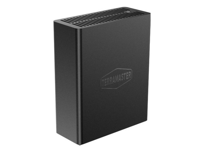TerraMaster F8 SSD PLUS serwer danych NAS Desktop Intel® Core™ i3 i3-N305 16 GB DDR5 Czarny