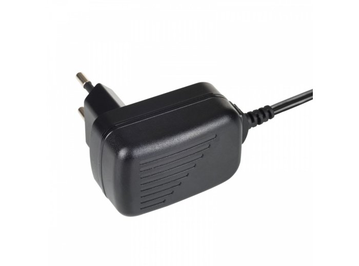 Zasilacz 5V/2A 10W AKYGA AK-TB-33 5.5X2.5MM Sieciowy uniwersalny