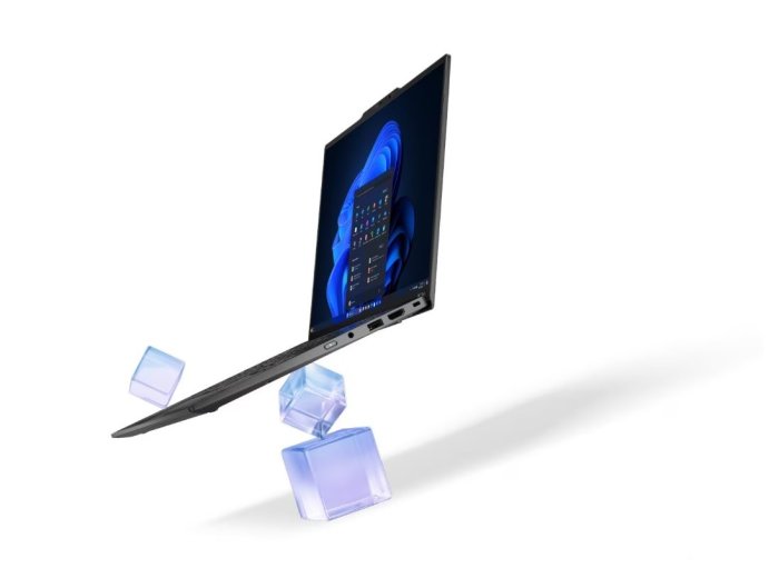 Ultrabook ThinkPad X1 Carbon G13 21NX007VPB W11Pro Ultra5 225U/16GB/512GB/INT/14.0 WUXGA/Black/3YR CI + CO2 offset + 3YR Premier