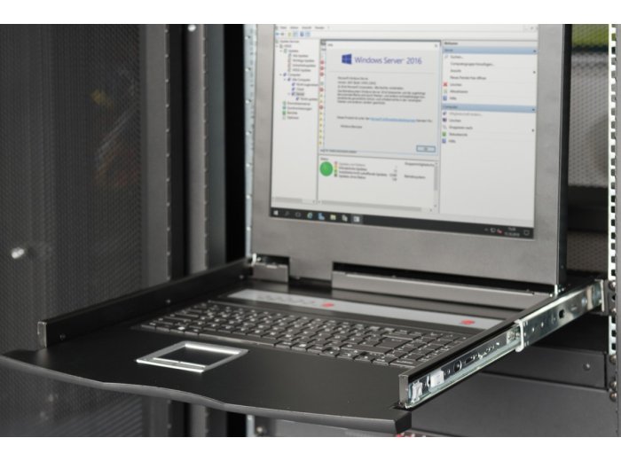 Konsola 19 LCD z touchpad KVM 8 portów 1U komplet kabli (8xDS-19231) klawiatura US