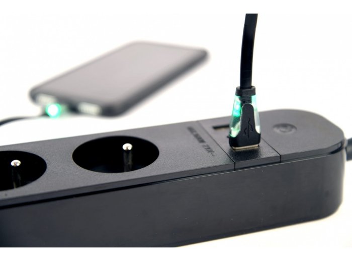 Inteligentna listwa zasilająca Tuya 4xFR 2xUSB-A 1xUSB-C Czarna