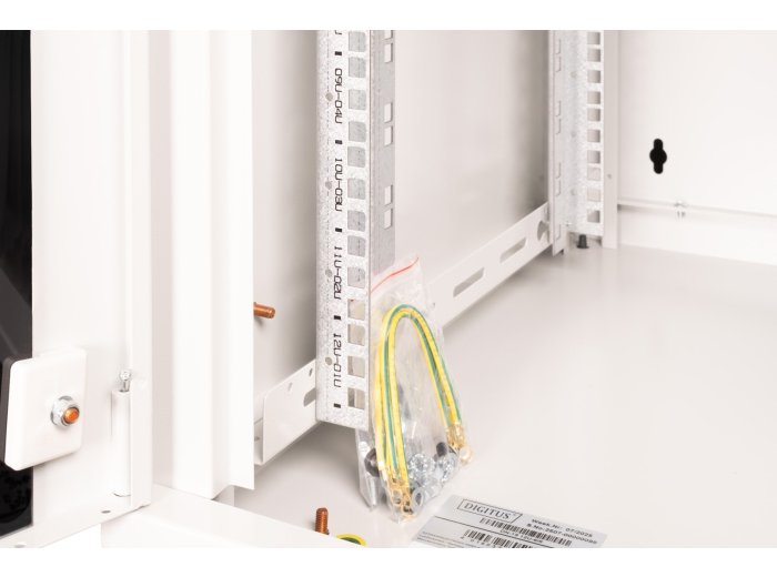 Szafa sieciowa wisząca Unique 19" 12U rack 600x600, drzwi szyba, szary, niedzielona, złożona, 100kg