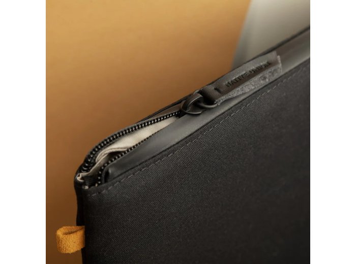 Native Union W.F.A Sleeve - etui ochronne do Macbook 14" (slate green)