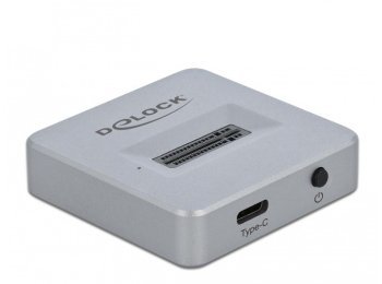 DeLOCK Stacja dokująca M.2 dla M.2 NVMe PCIe SSD z żeńskim USB Type-C