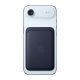 Portfel z tkaniny FineWoven z MagSafe do iPhonea - granat
